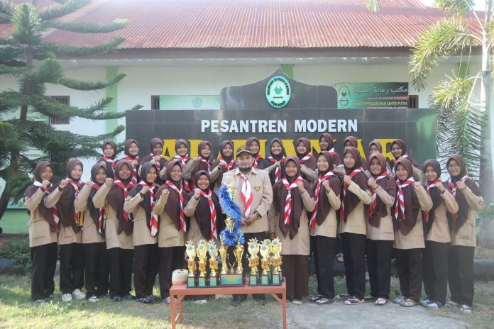 Al Manar Juara Umum LP-3 Putri VI se-Aceh (1) Al Manar Juara Umum LP-3 Putri VI se-Aceh (1)