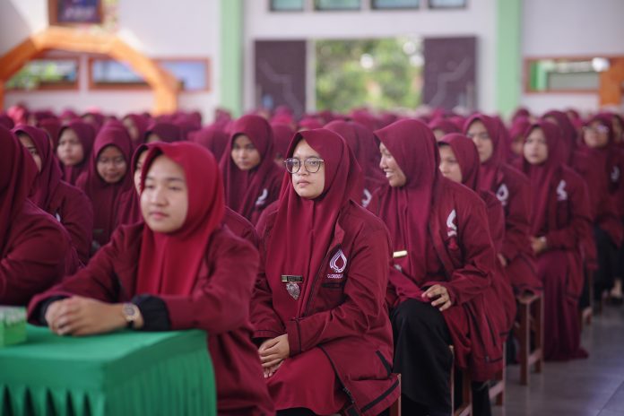 Al Manar Terima Kunjungan Rihlah Tarbawiyah Santriwati Ar Raudlatul Hasanah Medan