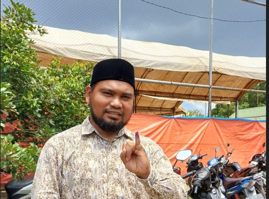 Guru Al Manar Antusias Ikut Nyoblos di TPS Masing-Masing