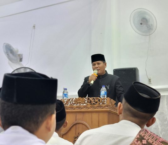 Ustadz Nazarullah Isi Ceramah Isra’ Mi’raj di Pesantren Al Manar