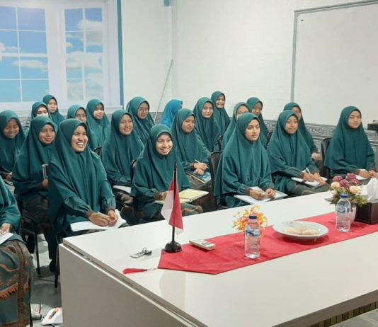 30 Santri Al Manar Dapat Beasiswa Bimbingan Masuk PTN dari Baznas