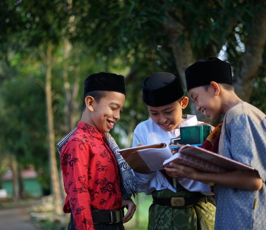 santri Pesantren Modern Al Manar