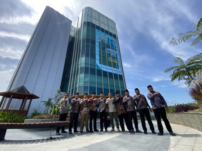 IMG_9844 Audiensi Pesantren Al Manar di Landmark BSI Aceh: Sinergi untuk Masa Depan