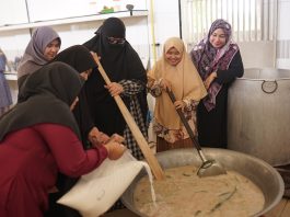 Tradisi Bubur Asyura: Melestarikan Budaya dan Mempererat Silaturahim Umma