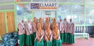 Pengurus Swalayan Putri Al Manar Tingkatkan Pelayanan dan Kekompakan Melalui Seragam Baru