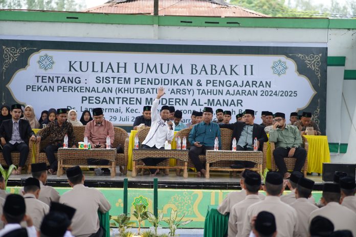 RUM06765 Integrasi Kurikulum Agama dan Umum: Sistem Pendidikan Pesantren Modern Al Manar