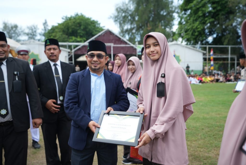 Maryam Al-Humaira Marzuki: Santriwati Berbakat dengan Cita-Cita Kuliah di Jepang