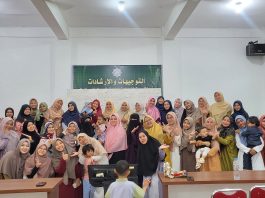 Ustazah Zakiah Zainun Isi Kajian Bulanan UMMA Al Manar dengan Materi Fikih Wanita