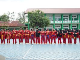 Pimpinan Pesantren Lepas Atlet Silat Santri Al-Manar untuk POPNAS dan PORKAB