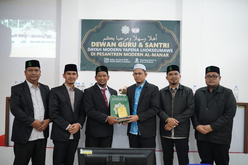 Pesantren Al Manar Sambut Kunjungan Organisasi Santri Dayah Modern Arun Yapena