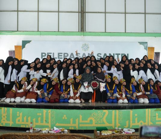 Pesantren Al Manar Gelar Pelepasan Santri Tsanawiyah Angkatan 2026