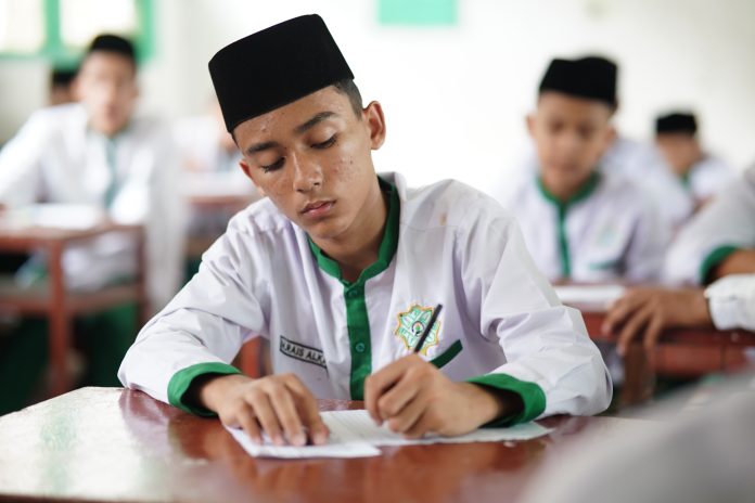 Ujian Berakhir Besok, Santri Al Manar Mulai Libur Semester pada Senin
